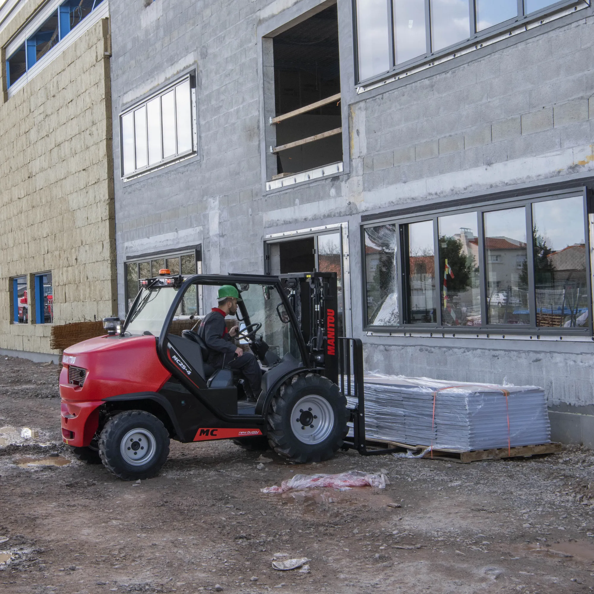 All Terrain Forklifts 2.5 tonne