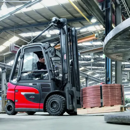 Electric Forklifts 3 tonne
