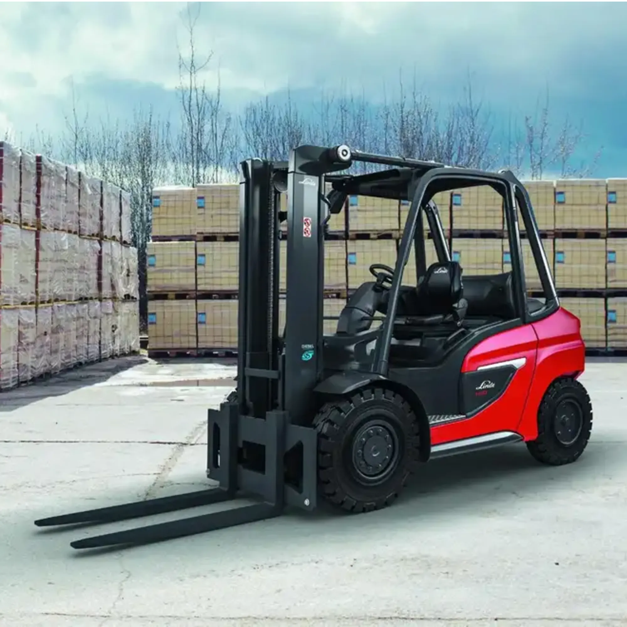 Large Forklifts 4-4.5 tonne